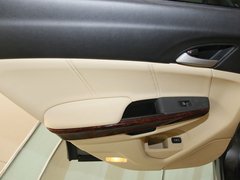 2011款 3.5L 自动 旗舰版 5座