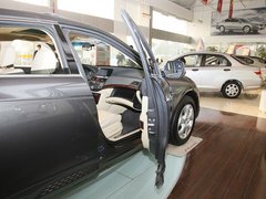 2011款 3.5L 自动 旗舰版 5座
