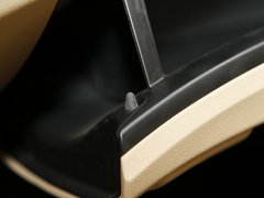 2011款 3.5L 自动 旗舰版 5座