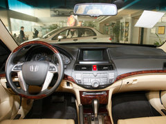 2011款 3.5L 自动 旗舰版 5座
