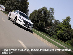 2011款 3.5L 自动 旗舰版 5座