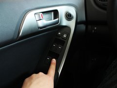 2011款 1.6L 自动 Premium