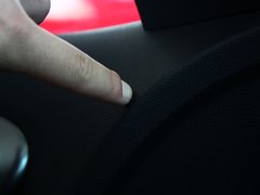 2011款 1.6L 自动 Premium