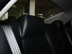 2011款 1.6L 自动 Premium