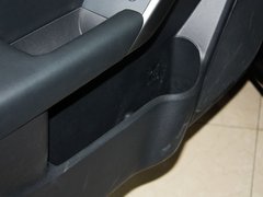 2011款 1.6L 自动 Premium