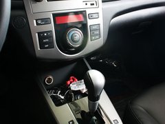 2011款 1.6L 自动 Premium