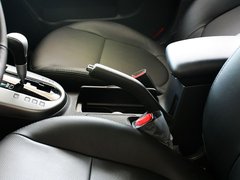 2011款 1.6L 自动 Premium