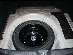 2011款 1.6L 自动 Premium