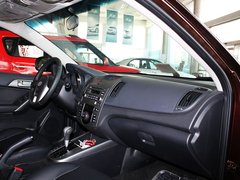 2011款 1.6L 自动 Premium