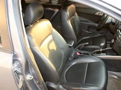 2011款 1.6L 自动 Premium