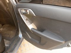2011款 1.6L 自动 Premium