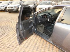 2011款 1.6L 自动 Premium