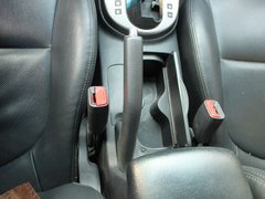2011款 1.6L 自动 Premium