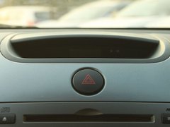 2011款 1.6L 自动 Premium