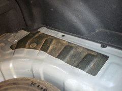 2011款 1.6L 自动 Premium