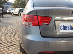 2011款 1.6L 自动 Premium