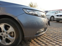 2011款 1.6L 自动 Premium