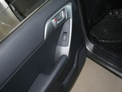 2011款 1.6L 自动 Premium