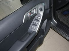 2011款 1.6L 自动 Premium
