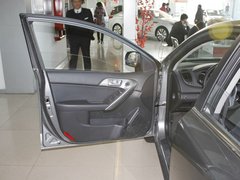 2011款 1.6L 自动 Premium