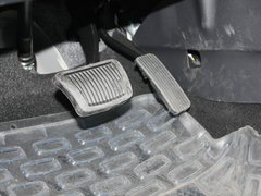 2011款 1.6L 自动 Premium
