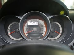 2011款 1.6L 自动 Premium