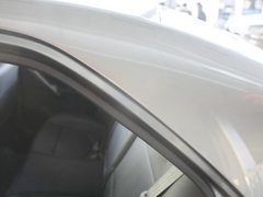 2011款 1.6L 自动 Premium