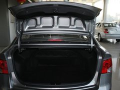 2011款 1.6L 自动 Premium