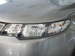 2011款 1.6L 自动 Premium