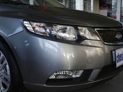 2011款 1.6L 自动 Premium