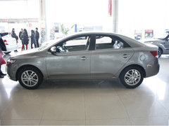 2011款 1.6L 自动 Premium