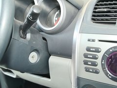 2011款 1.3L 手动 舒适型