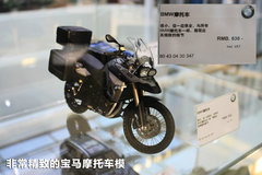 2011款 318i 2.0L 自动领先型