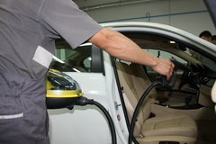 2011款 318i 2.0L 自动领先型