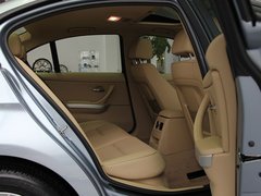 2011款 318i 2.0L 自动领先型