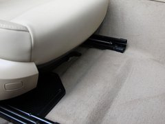 2011款 318i 2.0L 自动领先型
