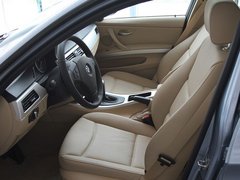 2011款 318i 2.0L 自动领先型