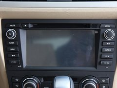 2011款 318i 2.0L 自动领先型