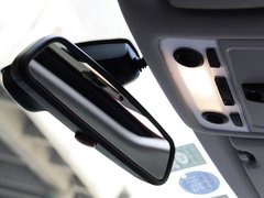 2011款 320i 2.0L 自動豪華型