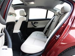 2011款 320i 2.0L 自动豪华型