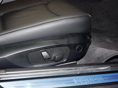 2011款 320i 2.0L 自动豪华型