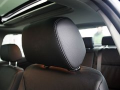 2011款 320i 2.0L 自动豪华型