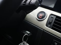 2011款 320i 2.0L 自动豪华型
