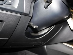 2011款 320i 2.0L 自动豪华型