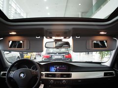 2011款 320i 2.0L 自动豪华型