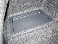 2011款 320i 2.0L 自动豪华型