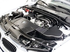 2011款 320i 2.0L 自动豪华型