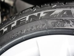 2011款 320i 2.0L 自动豪华型