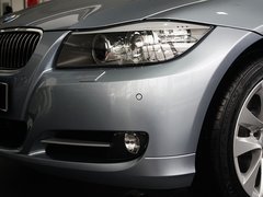 2011款 320i 2.0L 自动豪华型