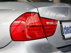 2011款 320i 2.0L 自动豪华型